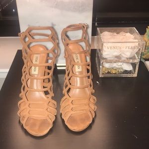 Steve Madden Camel Heels